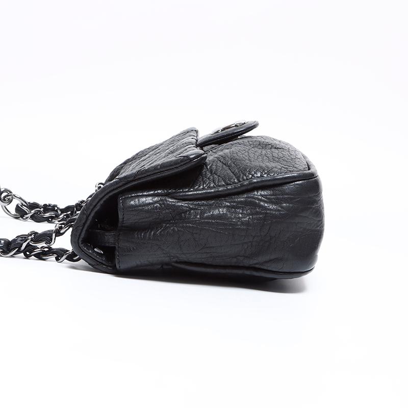 シャネル CHANEL ショルダーバッグ 12番台 マトラッセ チェーン シルバー金具 ブラック