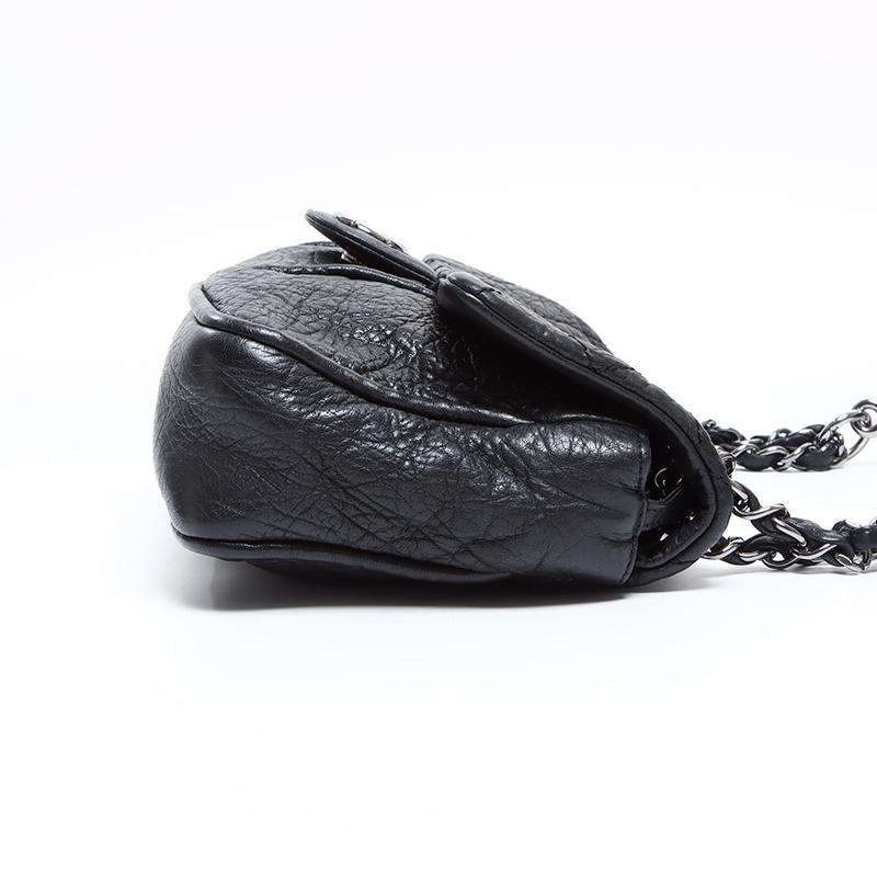 シャネル CHANEL ショルダーバッグ 12番台 マトラッセ チェーン シルバー金具 ブラック