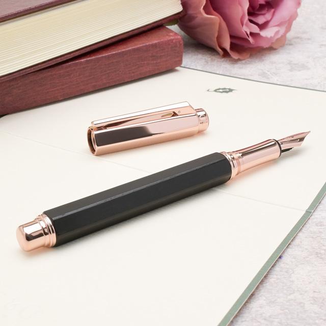CARAN d'ACHE（カランダッシュ） 万年筆 名入れ プレゼント バリアス