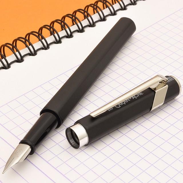 CARAN d'ACHE（カランダッシュ） 万年筆 名入れ 849 プレゼント