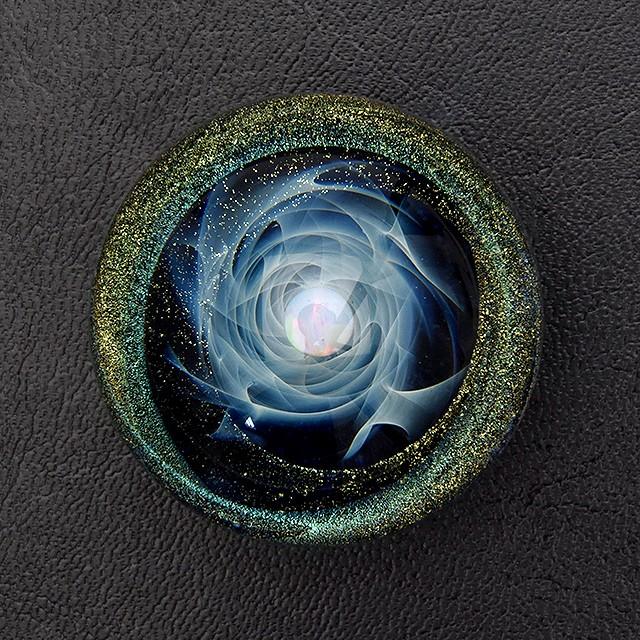 宇宙デザイン ガラスペーパーウェイト 複合宇宙ペーパーウェイト☆ | シンクロニシティー グラスアート