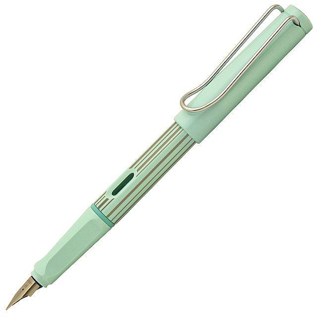 LAMY safari ラミー サファリ 万年筆 2021年日本限定柄 ブルーマカロン