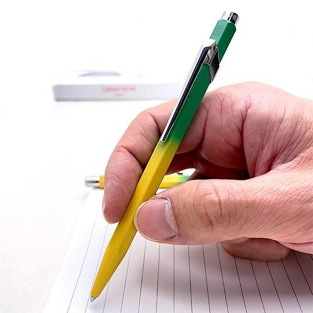 CARAN d'ACHE ギフトセット ボールペン シャーペン0.5mm カラン CARAN d'ACHE ギフトセット ボールペン シャーペン0.5mm カラン