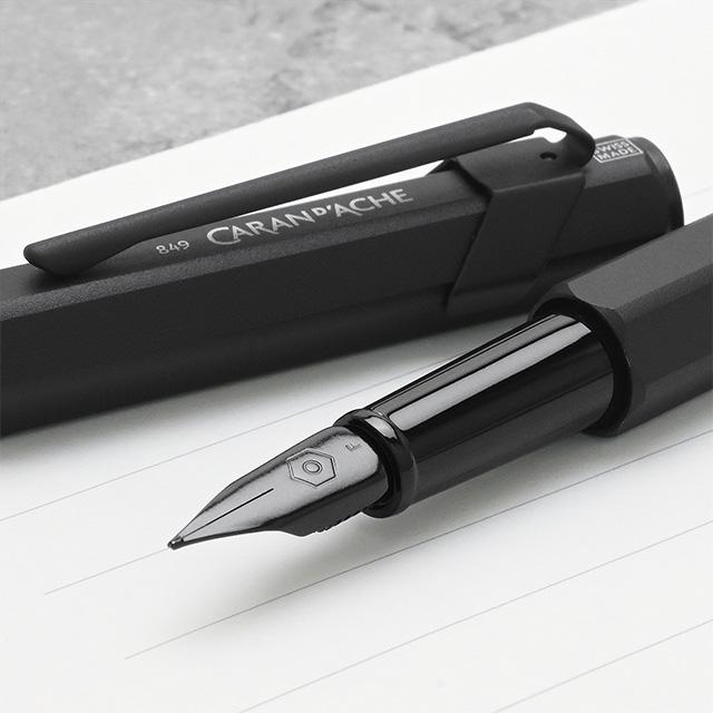 849 万年筆 カランダッシュ ブラックエディション ブラックコード 名