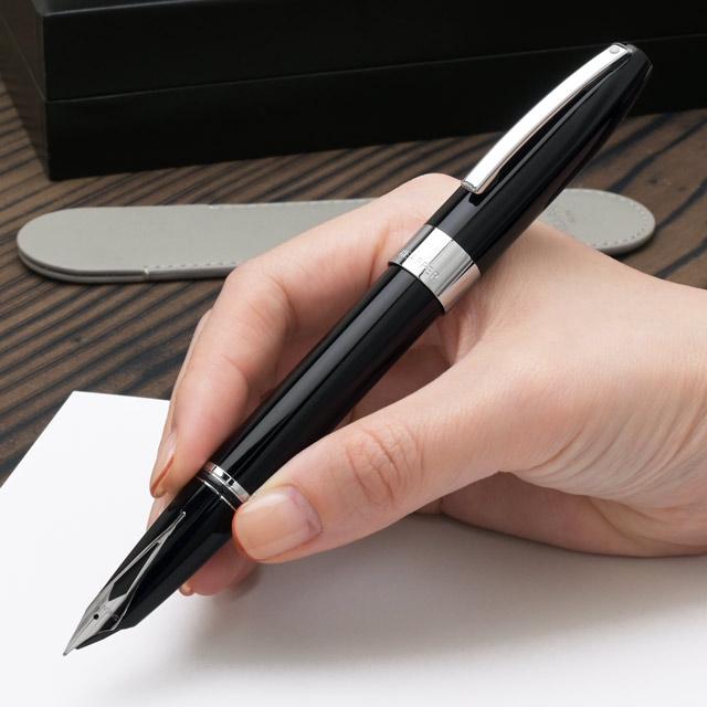 SHEAFFER（シェーファー） 万年筆 名入れ レガシー ブラック ギフト