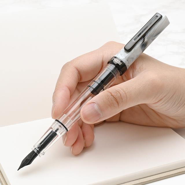 TWSBI（ツイスビー） 万年筆 エコ ECO カラーラ withO 透明 クリア軸
