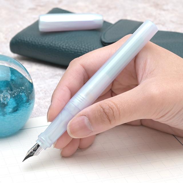 万年筆 カヴェコ パケオ イリディセント パール Kaweco プレゼント