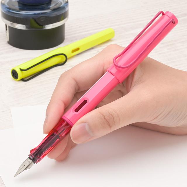 万年筆 ラミー 名入れ 2026年限定 サファリ ネオンピンク ネオンイエロー LAMY safari プレゼント クリスマス ギフト 爆買 | LAMY safari | 09