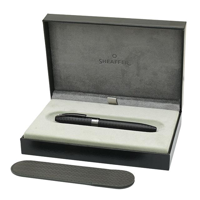 SHEAFFER シェーファー 万年筆 585 14Kマットブラック ケース付き SHEAFFER（シェーファー） 万年筆 レガシー シェブロン プレゼント