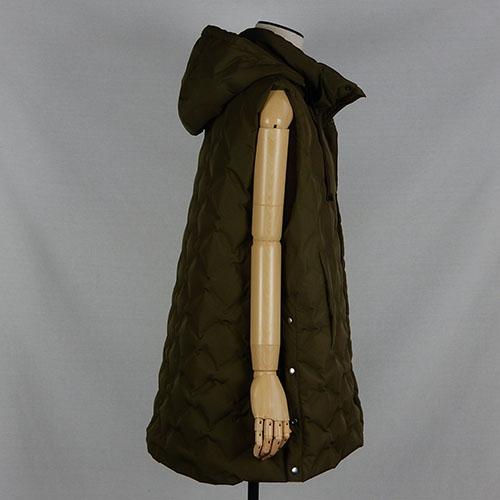 CLOCHE（クロッシェ）ダウンベスト キルトデザイン フード取り外し可能