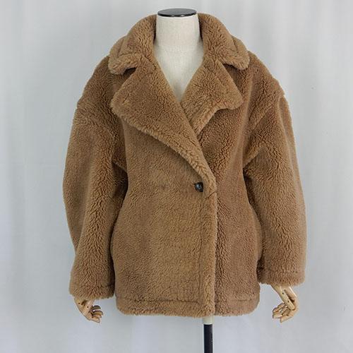 NUS（ヌース）新着 テディボアテーラーミドルコート 広めの袖ぐり