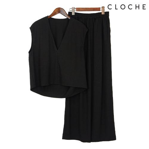 CLOCHE（クロッシェ）新着 セットアップ ブラウスとイージーパンツ