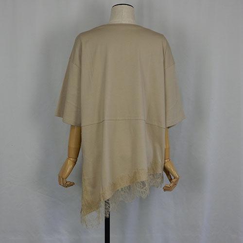 CLOCHE（クロッシェ）新着 ドッキングTシャツ 繊細なレース レースドッキングTシャツ アシメントリー 長めの丈の画像