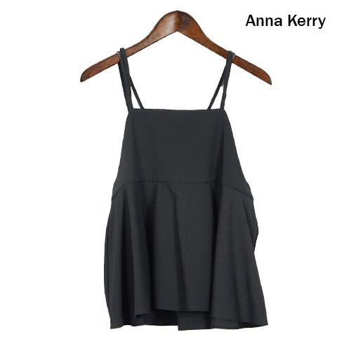 黒　☆今季 新品未使用☆アンナケリー　フレンチスリーブ　オールインワン mi via loca（ミヴィアロカ）の「Vネックフレンチスリーブ