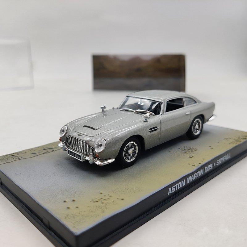おもちゃ ミニカー アストンマーチン DB5 1:36 ジェームズボンド 映画