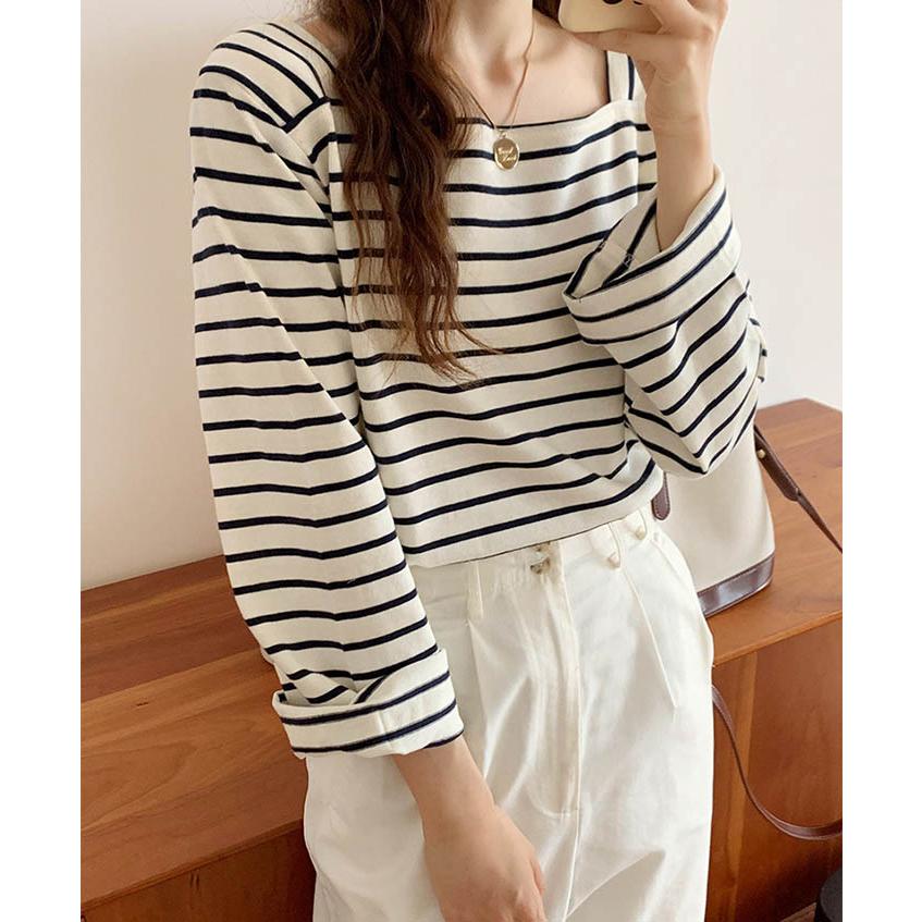 極美品 PICONE 細ボーダー チャーム付 長袖Tシャツ 38 ピッコーネ 極美品 PICONE 細ボーダー チャーム付 長袖Tシャツ 38 ピッコーネ