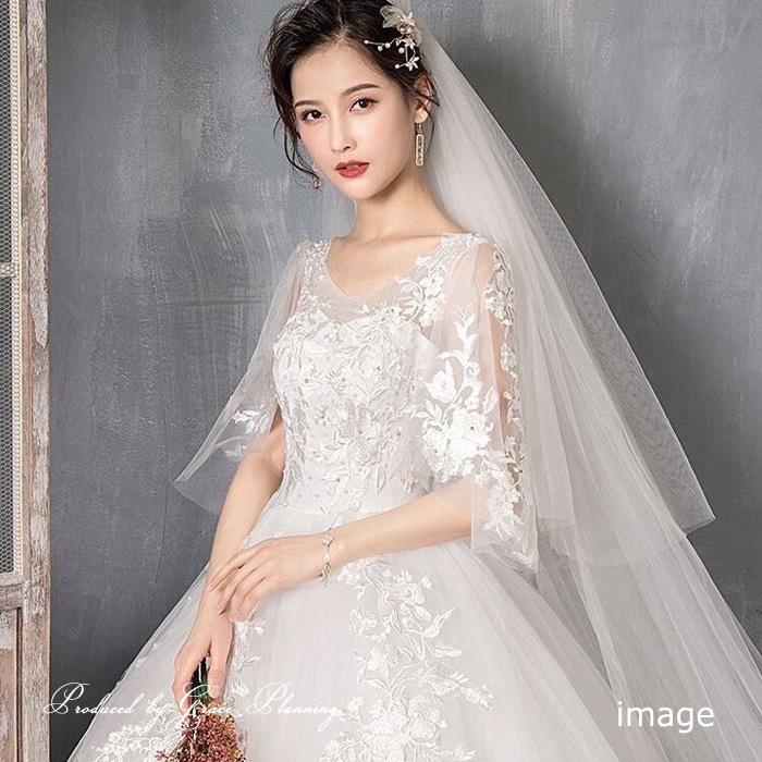 ウェディングドレスセット（レース＆スリーブレス） あページ