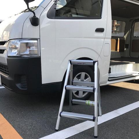DayPlus アルミ兼用脚立3段 踏み台 折りたたみミニ軽量ステップ 持ち運び Amazon.co.jp: DayPlus アルミ兼用脚立3段 踏み台 折りたたみミニ軽量