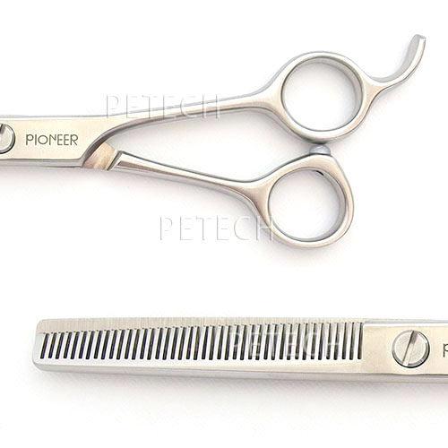 東京理器　ＰＩＯＮＥＥＲ　ＴＳ-４２Ｆ（純鹿セーム皮12×12cm付） トリミングシザー　セニング（スキバサミ）【6インチ】　【メール便対応】 |  | 02