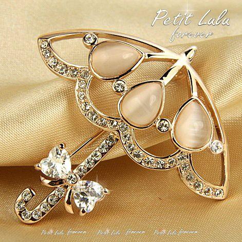 Petit Lulu（プチルル） ブローチ スワロフスキー キャッツアイ 耀き