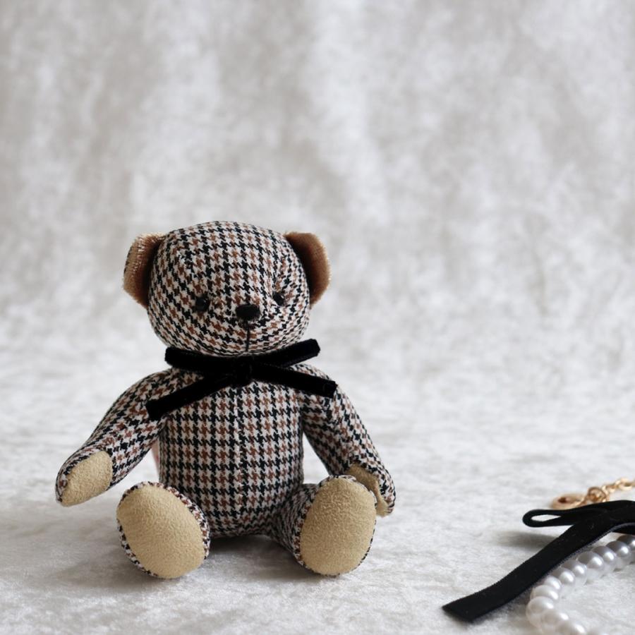 プティルウ（Petit Loup） バッグチャーム くま イニシャル 上品 大人