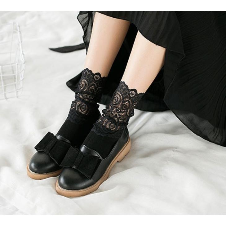 ☆ホワイト入荷☆レース使いのモノトーンソックス / レディース 春 夏 秋 冬 オールシーズン フェミニン ガーリー 黒 白 モノトーン 綿 コットン | 