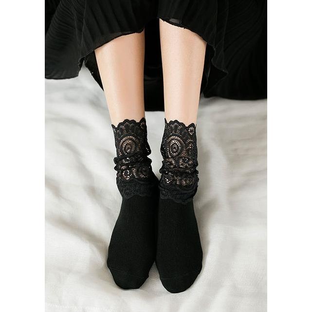 ☆ホワイト入荷☆レース使いのモノトーンソックス / レディース 春 夏 秋 冬 オールシーズン フェミニン ガーリー 黒 白 モノトーン 綿 コットン |  | 03