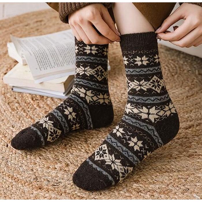 ノルディック柄のクルーソックス / レディース 秋 冬 靴下 北欧 雪柄