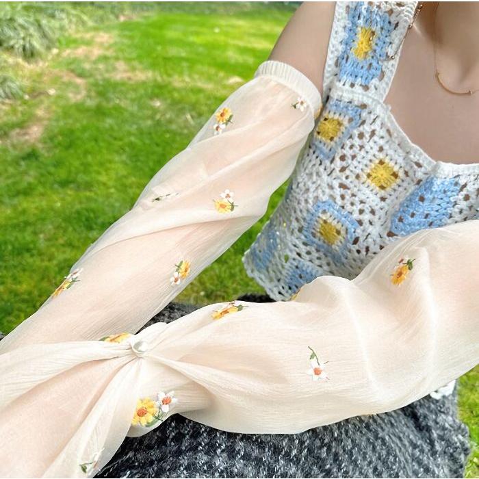 お花刺繍のアームカバー / レディース 春 夏 真夏 UV対策 紫外線対策
