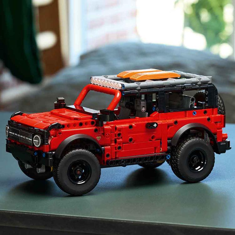 おもちゃ 玩具 ブロック プレゼント 誕生日 クリスマス 小学生 のりもの LEGO Ford Bronco(R) SUV 42213 TECHNIC