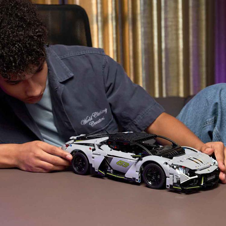 おもちゃ 玩具 ブロック プレゼント 誕生日 クリスマス 小学生 のりもの LEGO Lamborghini Revuelto スーパースポーツカー 42214 TECHNIC_5