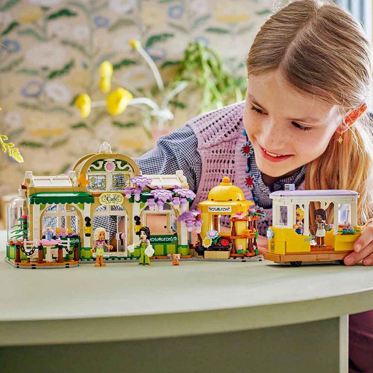 おもちゃ 玩具 ブロック プレゼント 誕生日 クリスマス 小学生 女の子 おままごと LEGO お花屋さんカフェ 42671 FRIENDS