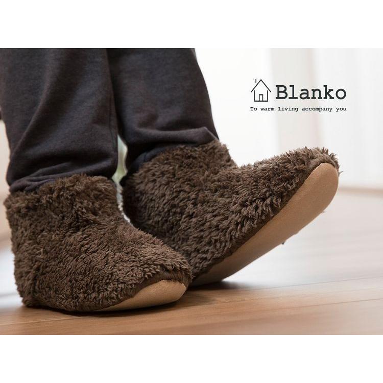 ルームブーツ ルームシューズ かかと付き おしゃれ 冬 Blanko ムートンブーツ スリッパ 暖かい あったかグッズ 保温 無地 ふわふわ もこもこ M L M Megastore Yahoo 店 通販 Yahoo ショッピング