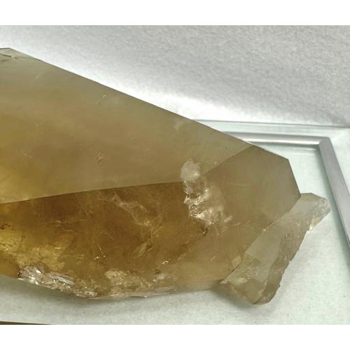 ファーデン水晶 原石 天然石 パワーストーン ロッククリスタル 水晶