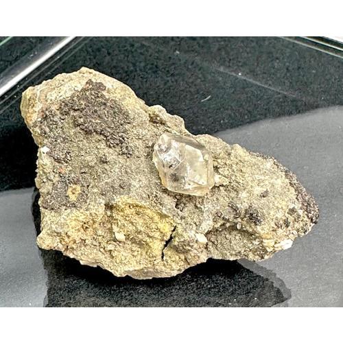 ハーキマー水晶 ハーキマーダイヤモンド 母岩付き 原石 水晶