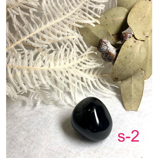 モリオン 黒水晶 タンブル ビッグタンブル 置き石 握り石 天然石