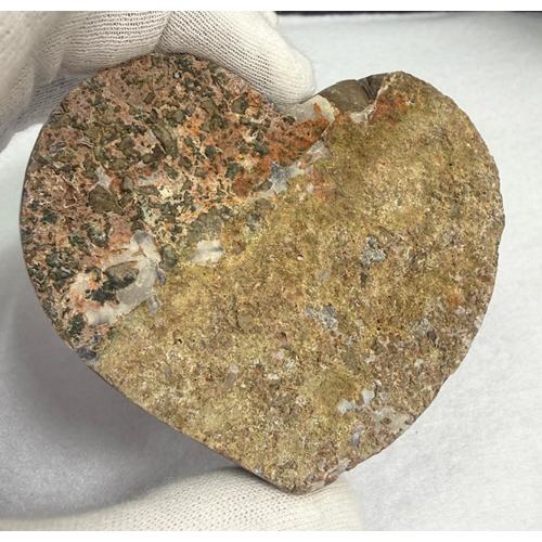 ウルグアイアメジスト クラスター ハート型 原石 ウルグアイ産 アメジスト 天然石 パワーストーン 2月誕生石 紫水晶 きらきら 贈り物 ギフト |  | 09