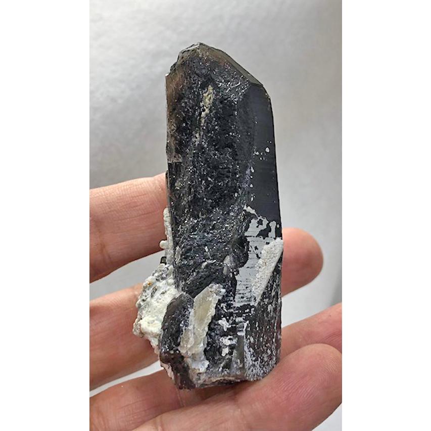 モリオン 黒水晶 クラスター 原石 天然石 パワーストーン 中国山東省産 