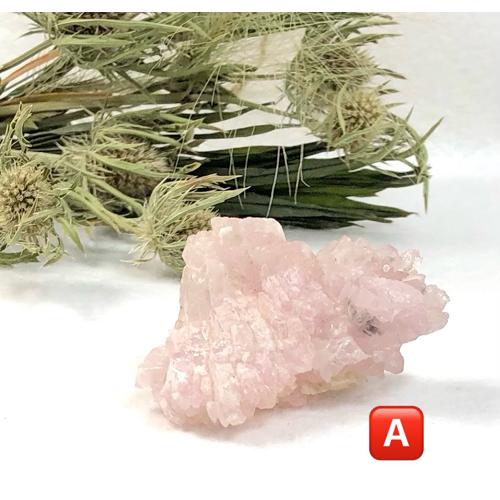 ローズクォーツ 原石 結晶 クラスター 天然石 パワーストーン 可愛い