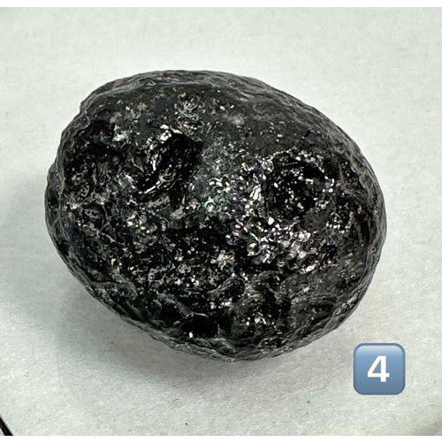 チンターマニストーン 原石 再入荷 人気 魅惑の原石 サフォーダイト