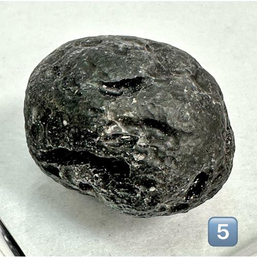 チンターマニストーン 原石 再入荷 人気 魅惑の原石 サフォーダイト