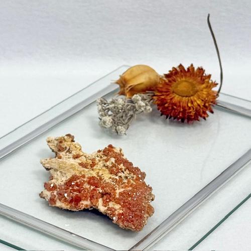 バナジン鉛鉱 原石 モロッコ産 天然石 パワーストーン キラキラ 結晶