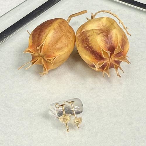 18金 カン付き ピアスポスト ブラピアス キャッチ付き 1ペア 両耳用 パーツ K18 金具 ハンドメイド アクセサリー ピアスパーツ ピアス金具 |  | 01