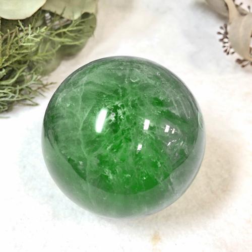 グリーンファントムフローライト　原石　天然石　パワーストーン⑧ フローライト 蛍石 丸玉 グリーンフローライト フローライト