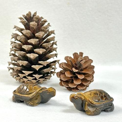 亀 カメ かめ タイガーアイ 彫刻 置物 亀の置物 天然石