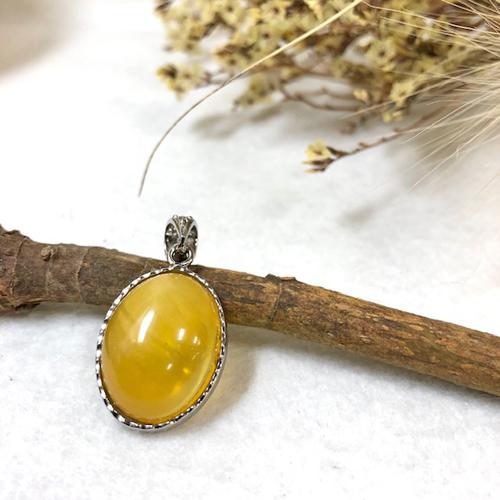 琥珀 ペンダントトップ アンバー ポーランド産 天然琥珀 天然石  