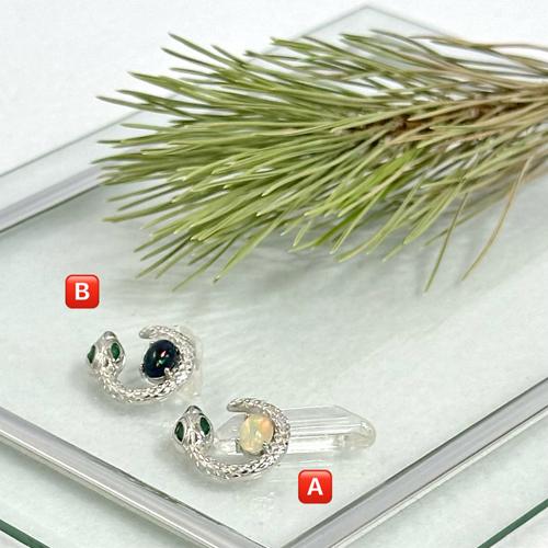 オパール へび モチーフペンダントトップ 天然石 パワーストーン 蛇