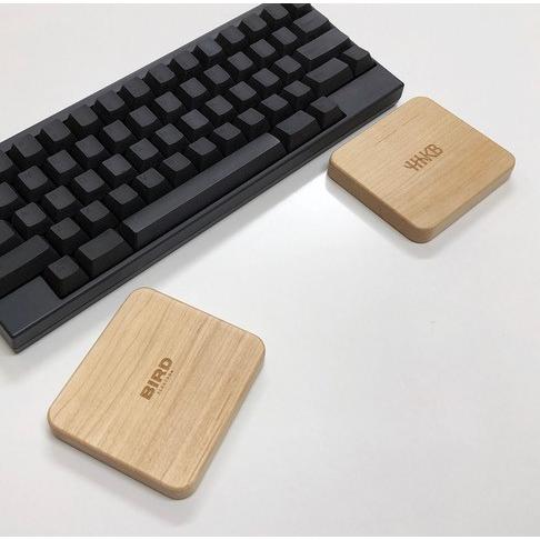 人気カラーの PFU セパレート型ウッドパームレスト（メイプル） : PFU 筐体