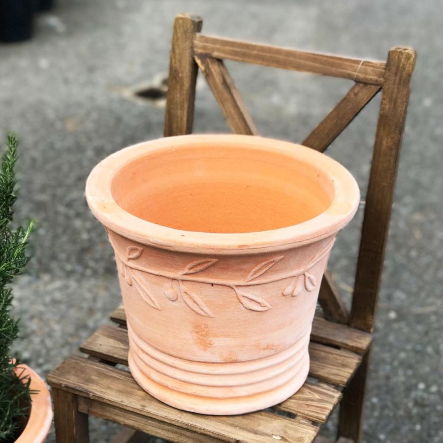 中くらいな植木鉢　テラコッタ 植木鉢 テラコッタ 大型 おしゃれ プランター 人気 おすすめ