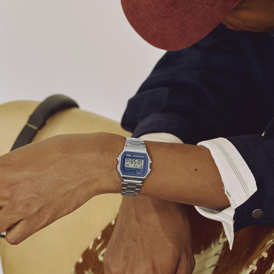 CASIO（カシオ） 国内正規保証 “CLASSIC” A158WEA-2JF シルバー/ブルー 